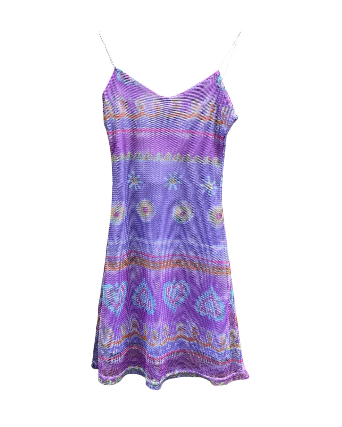 Canaille Vintage vous propose une pièce vintage sélectionnée avec soin.
Une robe mi-longue violette à motif. Elle est à bretelles, dans un style Y2K et/ou des années 2000s. Cette robe est en taille unique.
Cette pièce vintage est à retrouver dans notre friperie au 39 rue des Bahutiers dans le centre-ville de Bordeaux ou sur le site internet : www.canaillevintage.com