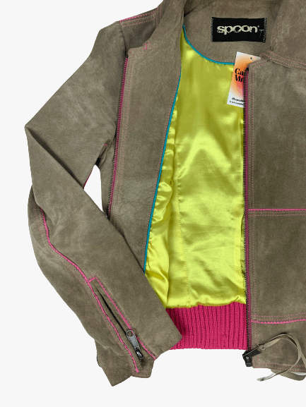 interieur jaune fluo