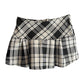 Canaille Vintage vous propose une pièce vintage sélectionnée avec soin.
Une courte jupe à motif tartan noir et blanc. Cette jupe est en taille 38.
Cette pièce vintage est à retrouver dans notre friperie au 39 rue des Bahutiers dans le centre-ville de Bordeaux ou sur le site internet : www.canaillevintage.com