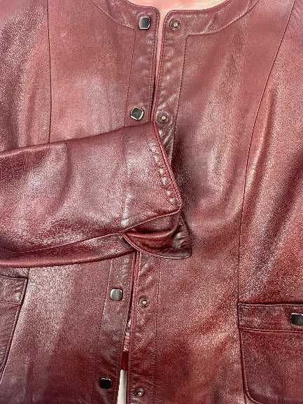 veste en cuir rouge bordeaux vintage